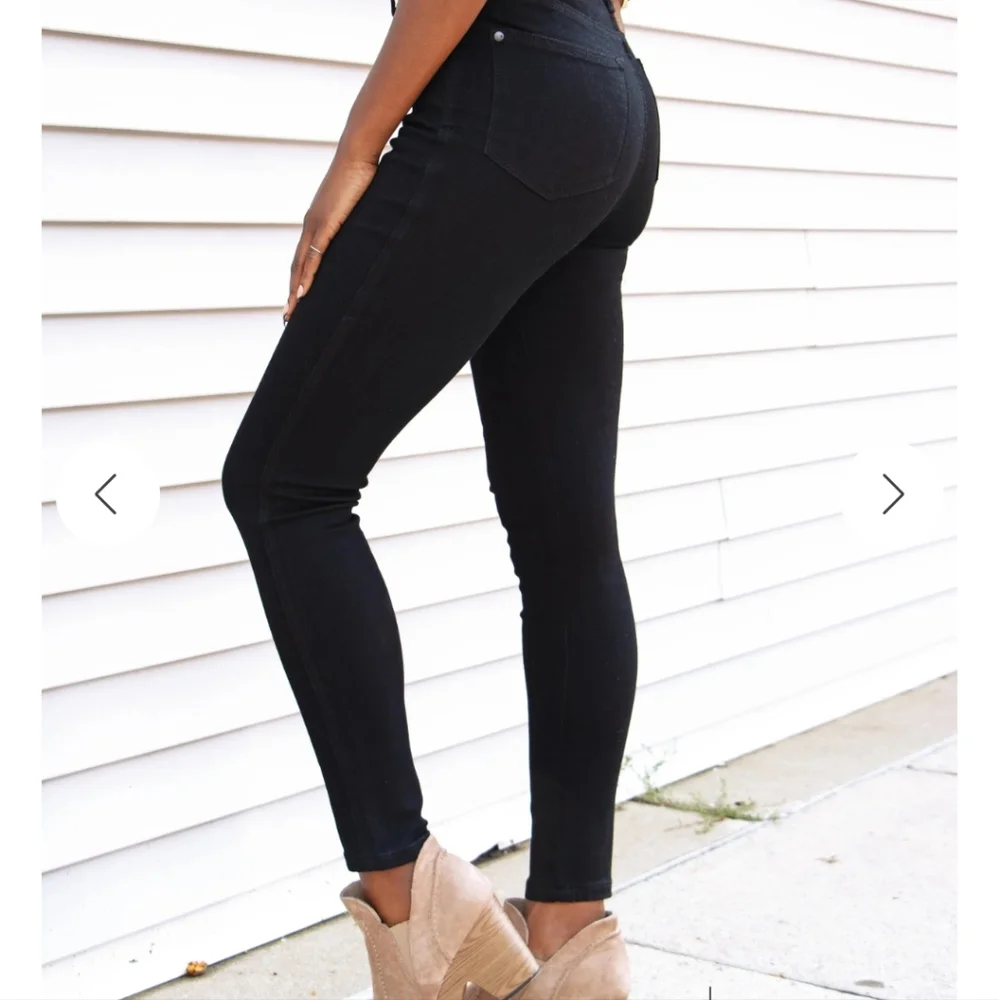 Judy Blue Mid-Rise Non Distressed Black Skinny Jeans - Picture 8 of 13